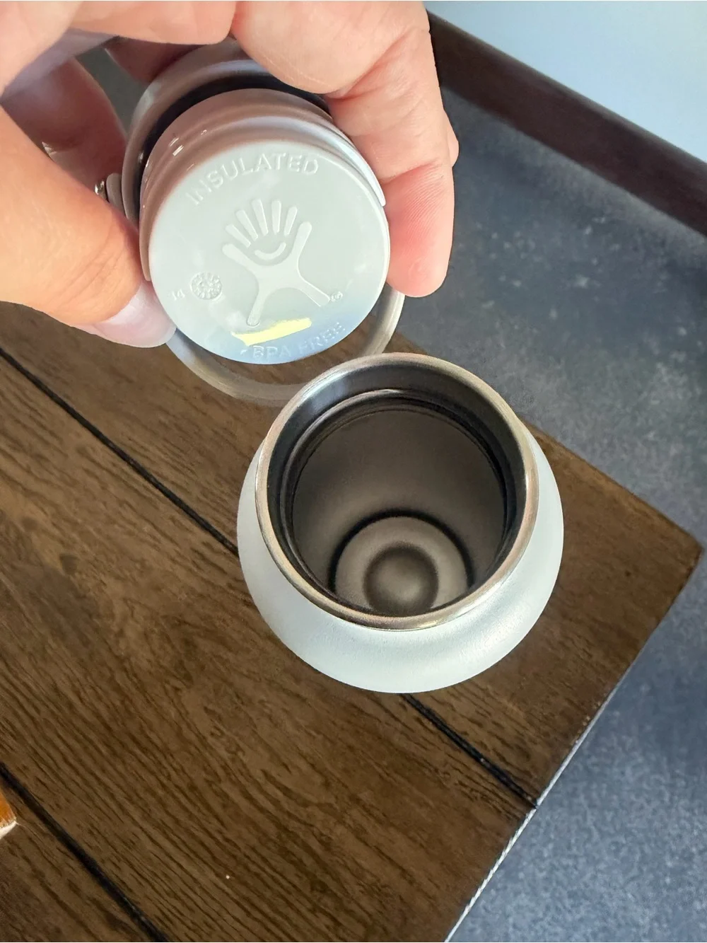 New Hydro Flask Insulated 21 oz Birch Grey Water Bottle with Flex Cap